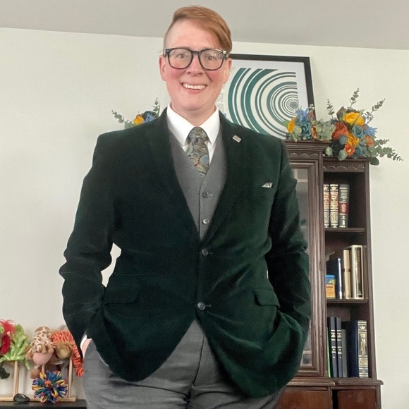 Meet your Posher, Sage - Picture 5 of 12